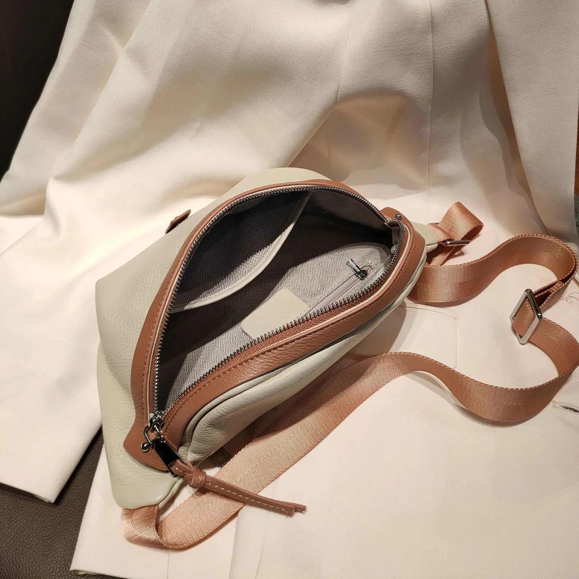 Sac banane femme chic original