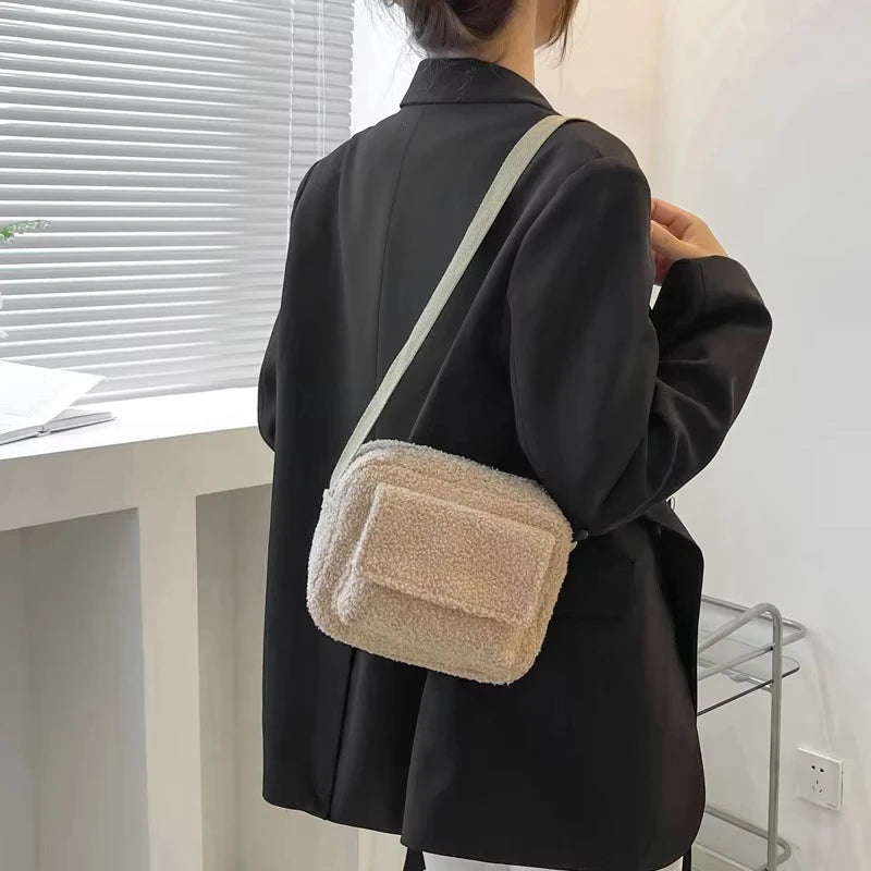 Petit sac banane velours carré