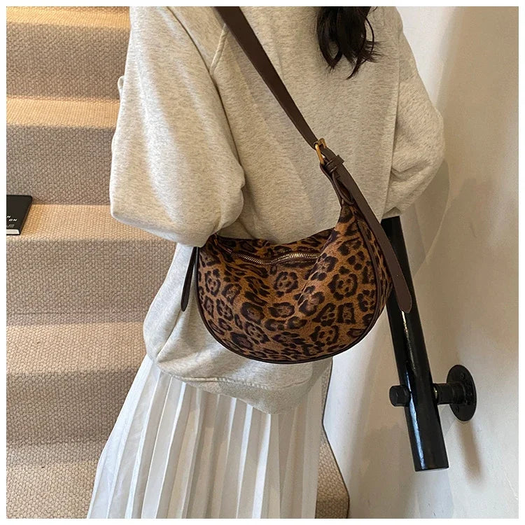 Sac banane léopard pour jeune femme