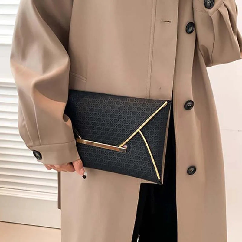 Pochette femme de luxe pas cher en cuir Noir / 28.5 x 10 x 17.5cm-Blanc / 28.5 x 10 x 17.5cm-off Blanc / 28.5 x 10 x 17.5cm-Marron / 28.5 x 10 x 17.5cm-ShopGET® 