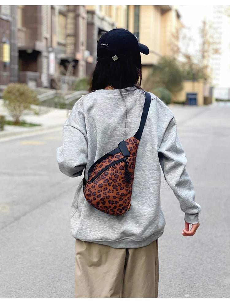 Sac banane léopard poitrine femme