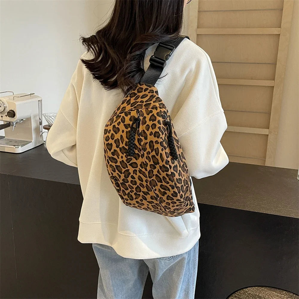 Sac banane léopard  en toile