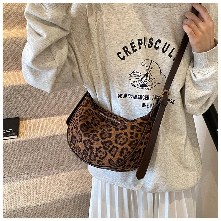 Sac banane léopard pour jeune femme