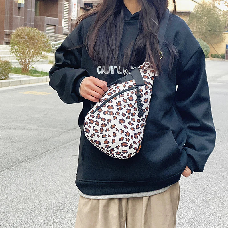 Sac banane léopard poitrine femme