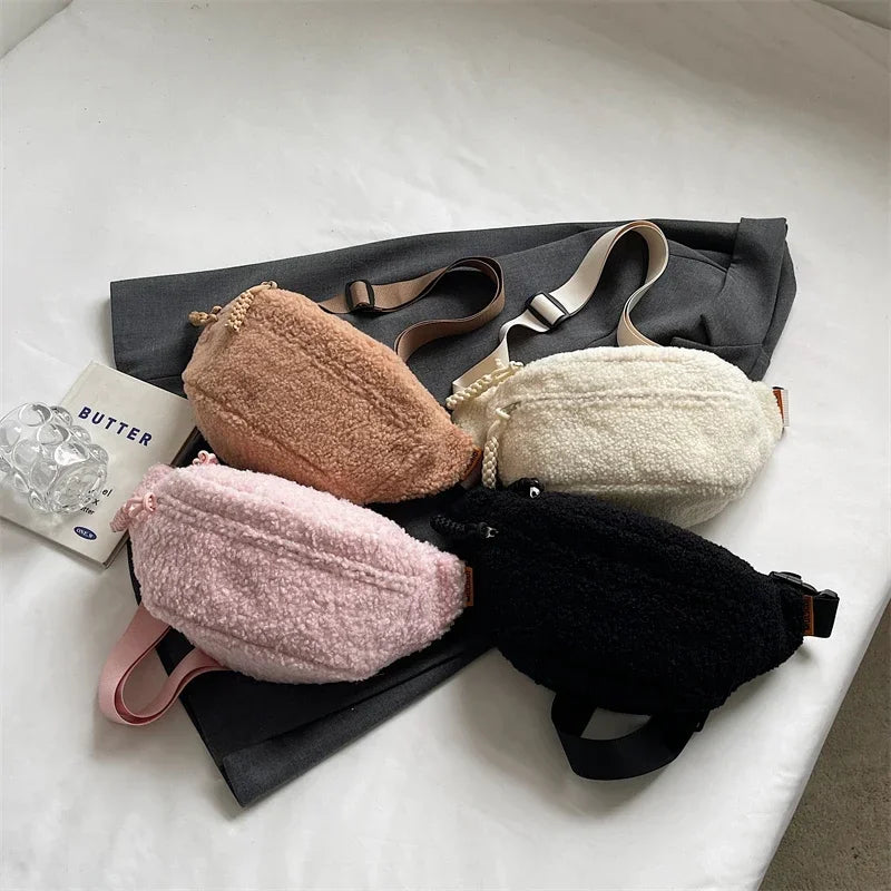 Grand sac banane velours pour femme