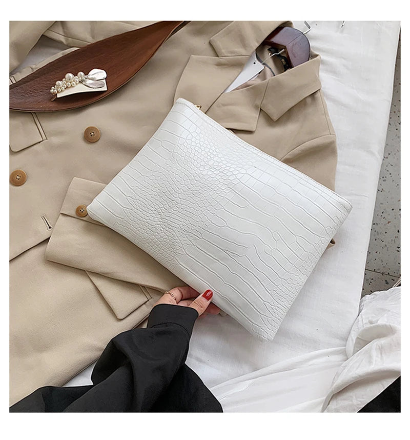 Pochette femme en cuir brillant A / 33x24cm-B / 33x24cm-C / 33x24cm-D / 33x24cm-E / 33x24cm-F / 33x24cm-G / 33x24cm-H / 33x24cm-ShopGET® 