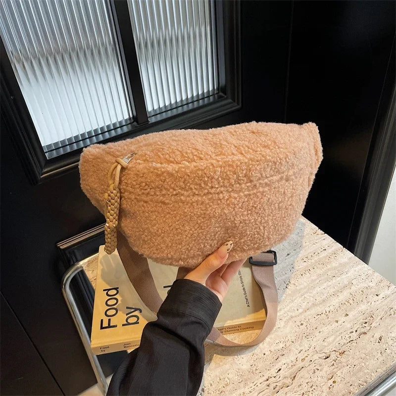 Grand sac banane velours pour femme