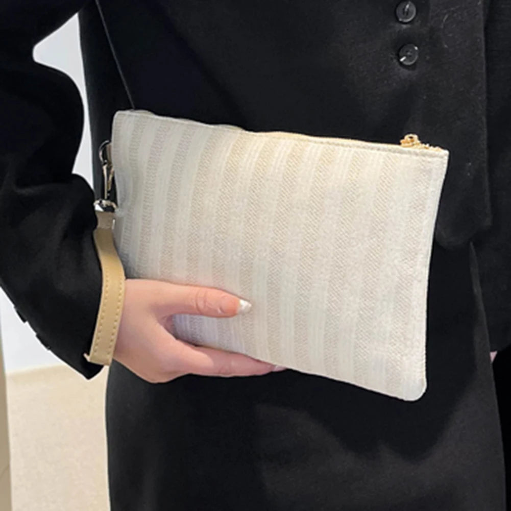 Pochette femme colorée A / 26 x 16 cm-B / 26 x 16 cm-C / 26 x 16 cm-D / 26 x 16 cm-E / 26 x 16 cm-F / 26 x 16 cm-G / 26 x 16 cm-ShopGET® 