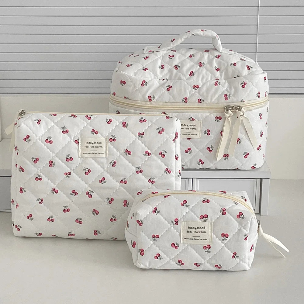 Trousse de toilette femme matelassée douce - ShopGET®