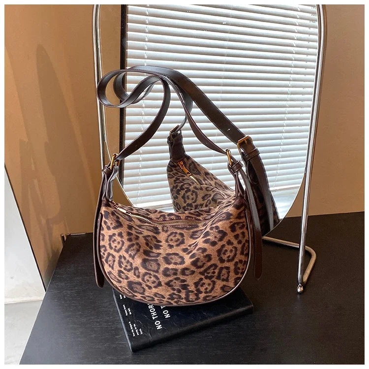 Sac banane léopard pour jeune femme