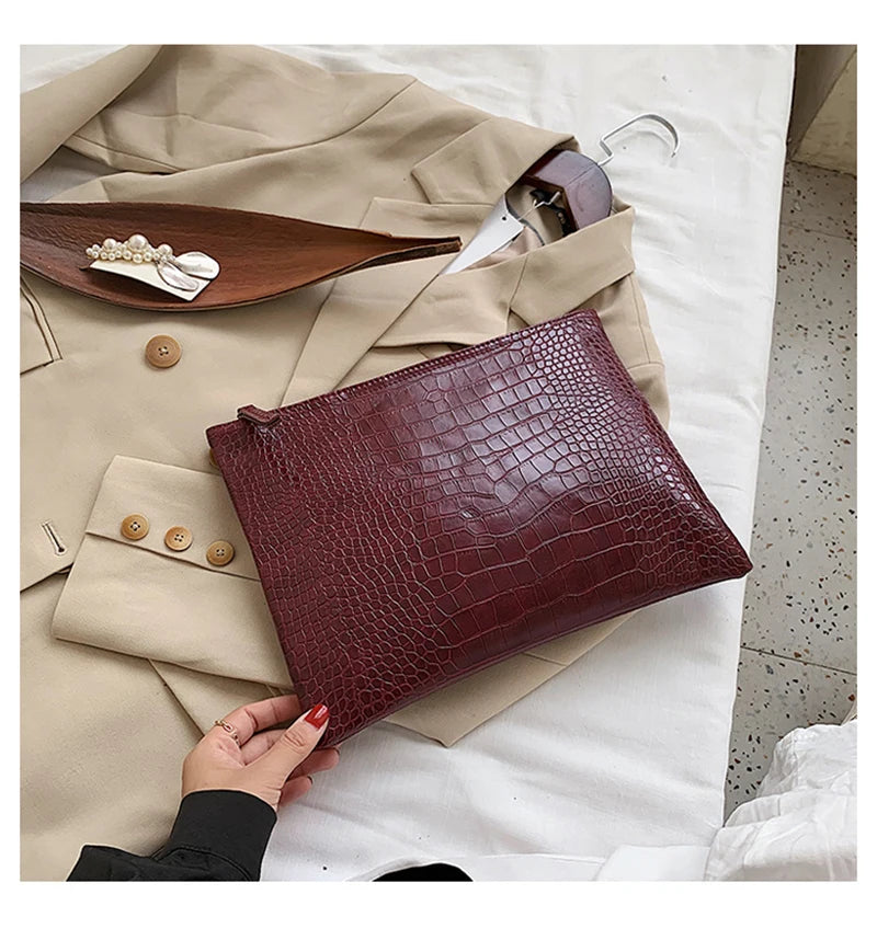 Pochette femme en cuir brillant A / 33x24cm-B / 33x24cm-C / 33x24cm-D / 33x24cm-E / 33x24cm-F / 33x24cm-G / 33x24cm-H / 33x24cm-ShopGET® 