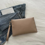 Pochette femme soirée Blanc / 31 x 0.5 x 21cm / OFFERTE-Rouge / 31 x 0.5 x 21cm / OFFERTE-Rose / 31 x 0.5 x 21cm / OFFERTE-Kaki / 31 x 0.5 x 21cm / OFFERTE-Noir / 31 x 0.5 x 21cm / OFFERTE-Marron / 31 x 0.5 x 21cm / OFFERTE-ShopGET® 