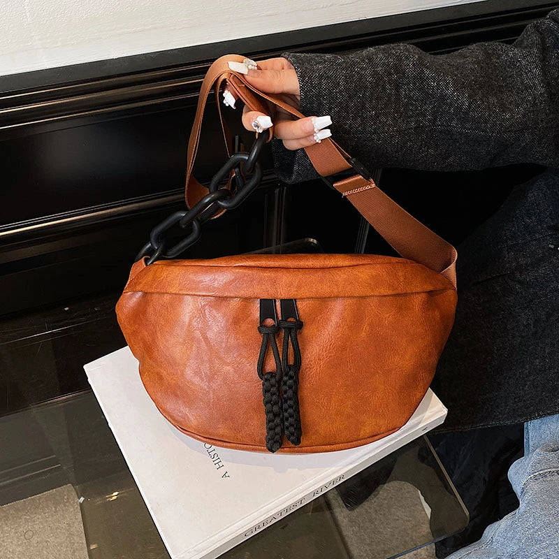 Grand sac banane en cuir tendance