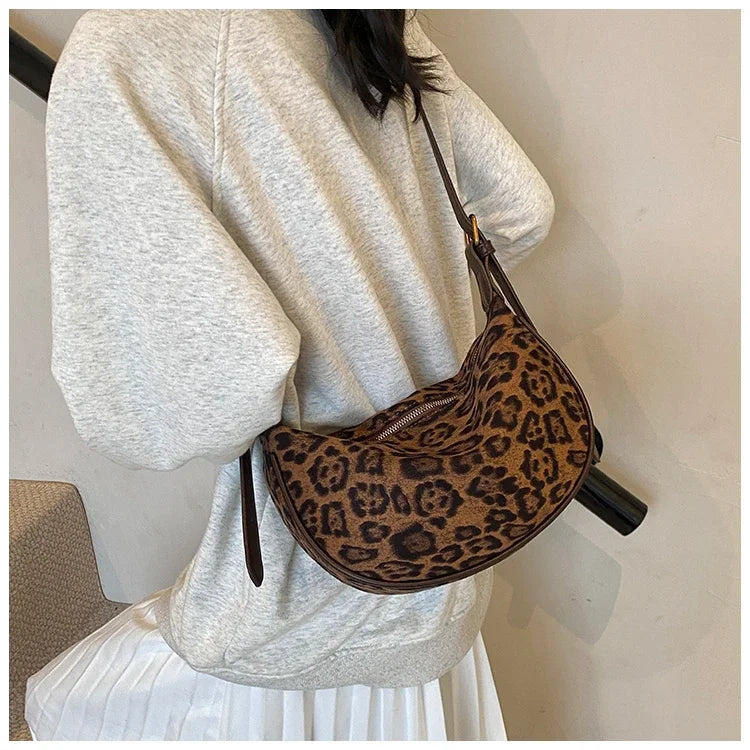 Sac banane léopard pour jeune femme