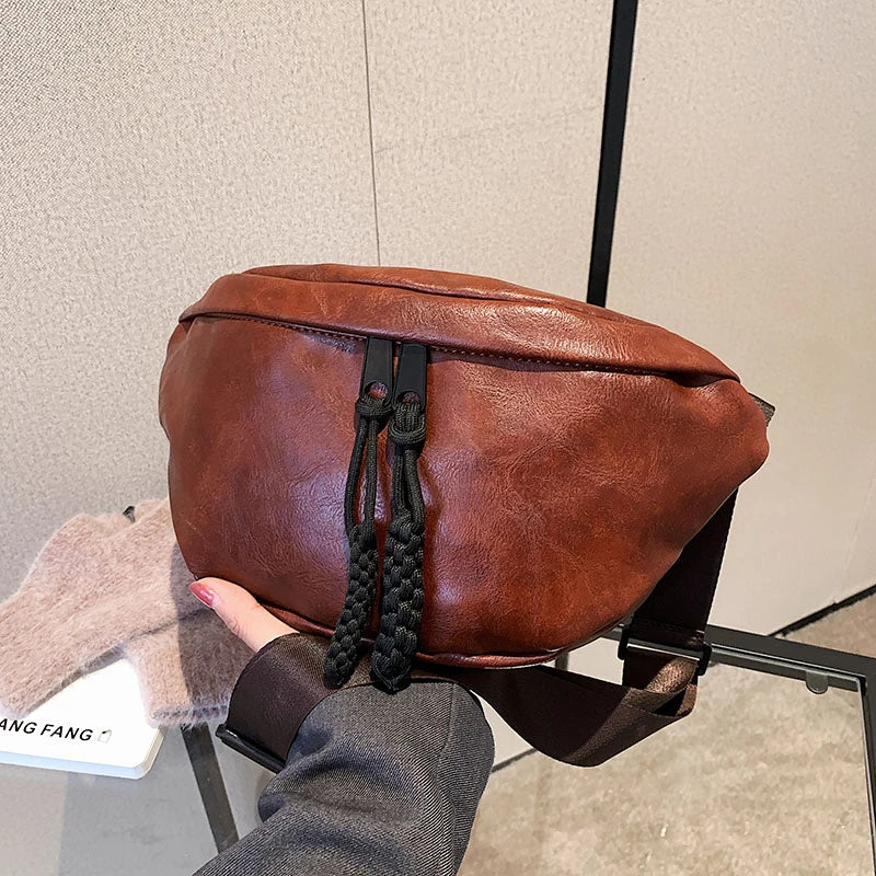 Patron sac banane en cuir pour femme