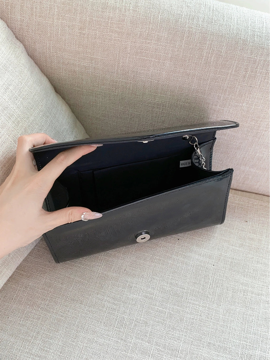 Pochette femme bandoulière minimaliste Kaki-Noir-Blanc-ShopGET® 