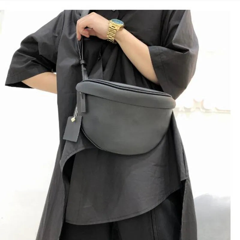 Sac banane femme chic de poitrine