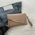 Pochette femme soirée Blanc / 31 x 0.5 x 21cm / OFFERTE-Rouge / 31 x 0.5 x 21cm / OFFERTE-Rose / 31 x 0.5 x 21cm / OFFERTE-Kaki / 31 x 0.5 x 21cm / OFFERTE-Noir / 31 x 0.5 x 21cm / OFFERTE-Marron / 31 x 0.5 x 21cm / OFFERTE-ShopGET® 