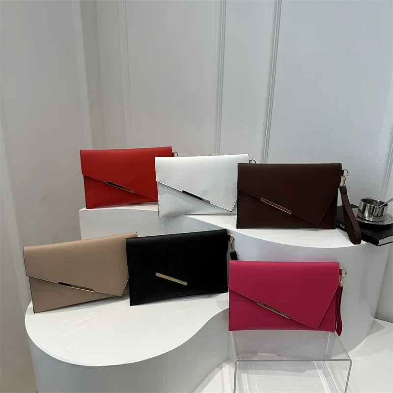 Pochette femme soirée Blanc / 31 x 0.5 x 21cm / OFFERTE-Rouge / 31 x 0.5 x 21cm / OFFERTE-Rose / 31 x 0.5 x 21cm / OFFERTE-Kaki / 31 x 0.5 x 21cm / OFFERTE-Noir / 31 x 0.5 x 21cm / OFFERTE-Marron / 31 x 0.5 x 21cm / OFFERTE-ShopGET® 