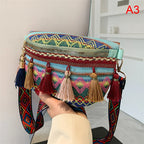 sac banane femme tendance tissé à pompon