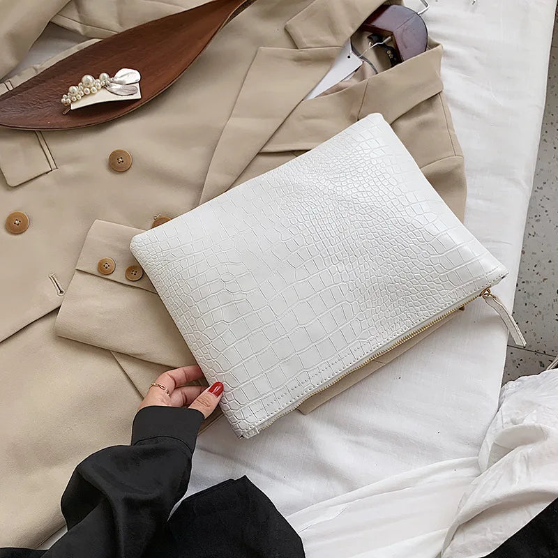 Pochette femme en cuir brillant A / 33x24cm-B / 33x24cm-C / 33x24cm-D / 33x24cm-E / 33x24cm-F / 33x24cm-G / 33x24cm-H / 33x24cm-ShopGET® 