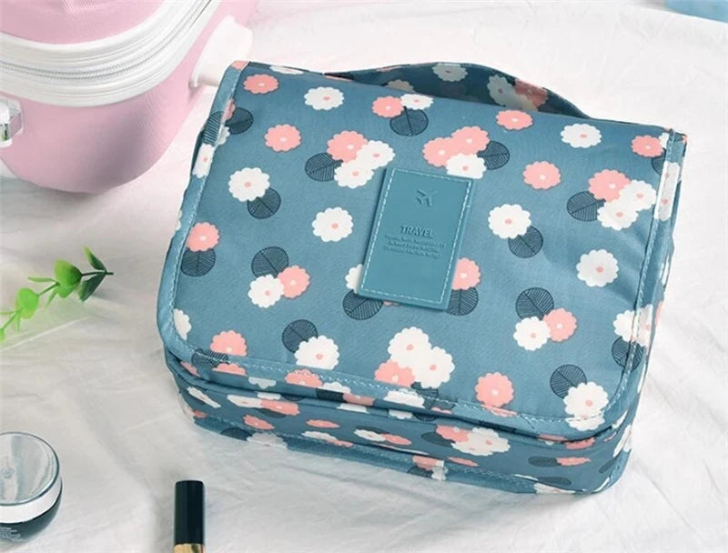 Trousse de toilette femme plaid à accrocher - ShopGET®