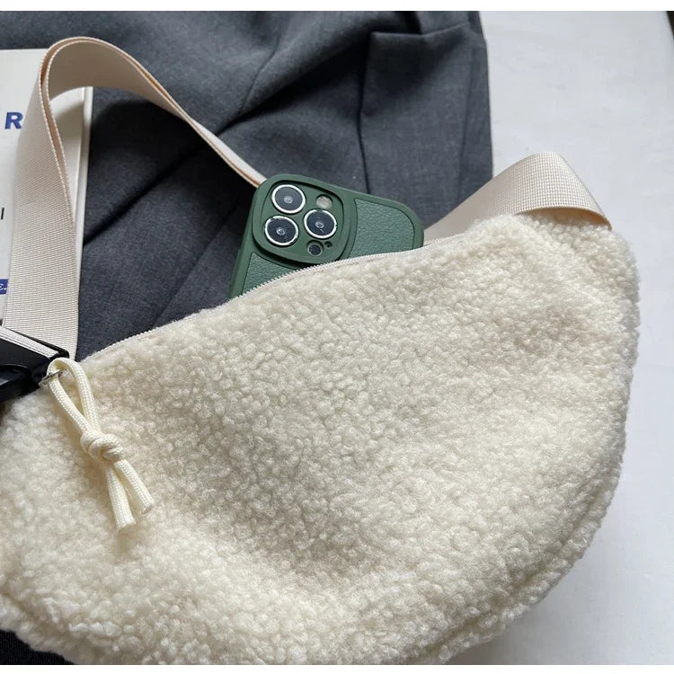 Grand sac banane velours pour femme