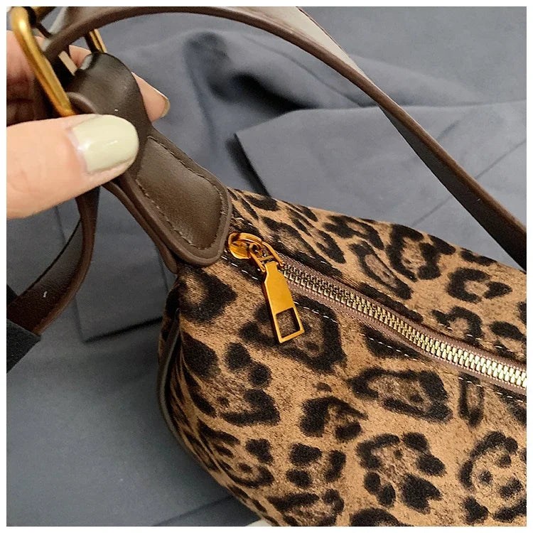 Sac banane léopard pour jeune femme