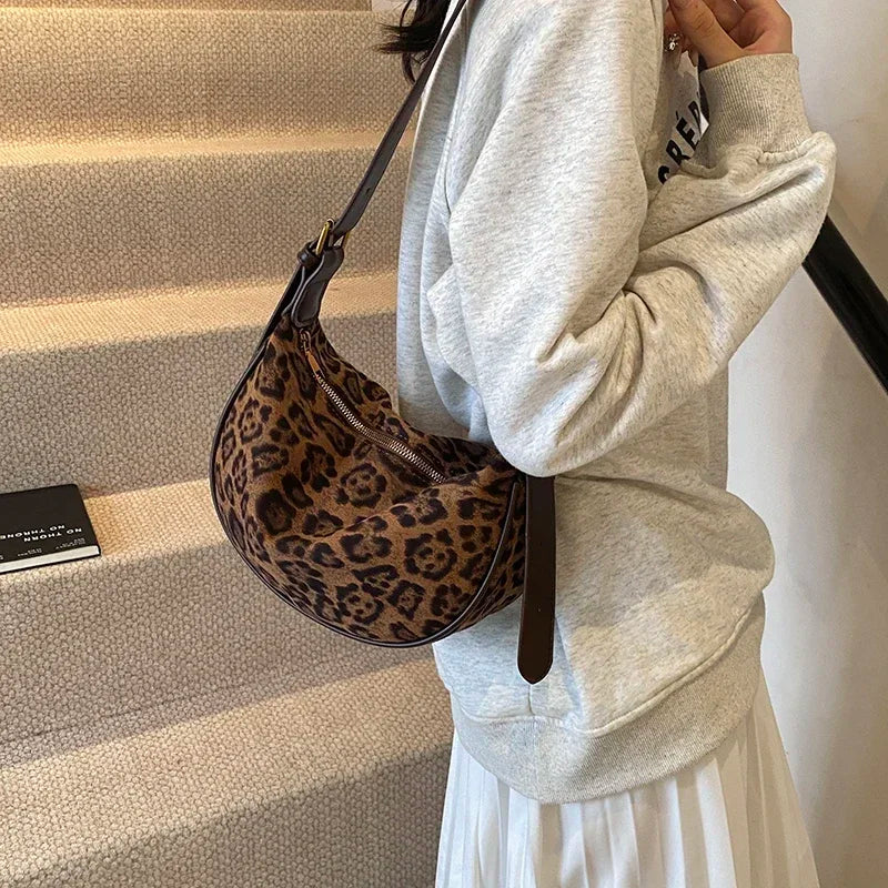 Sac banane léopard pour jeune femme