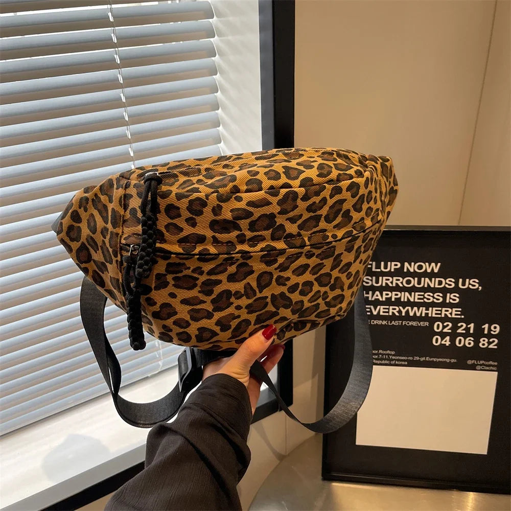 Sac banane léopard  en toile