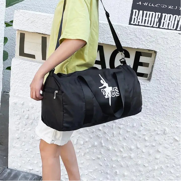 Sac polochon femme Rouge A / 47 X 22 X 24cm-Rouge B / 47 X 22 X 24cm-Noir A / 47 X 22 X 24cm-Noir B / 47 X 22 X 24cm-Rose A / 47 X 22 X 24cm-Rose B / 47 X 22 X 24cm-red2 A / 47 X 22 X 24cm-Rouge C / 47 X 22 X 24cm-Gris A / 47 X 22 X 24cm-Gris B / 47 X 22 X 24cm-Pourpre A / 47 X 22 X 24cm-Pourpre B / 47 X 22 X 24cm-ShopGET® 