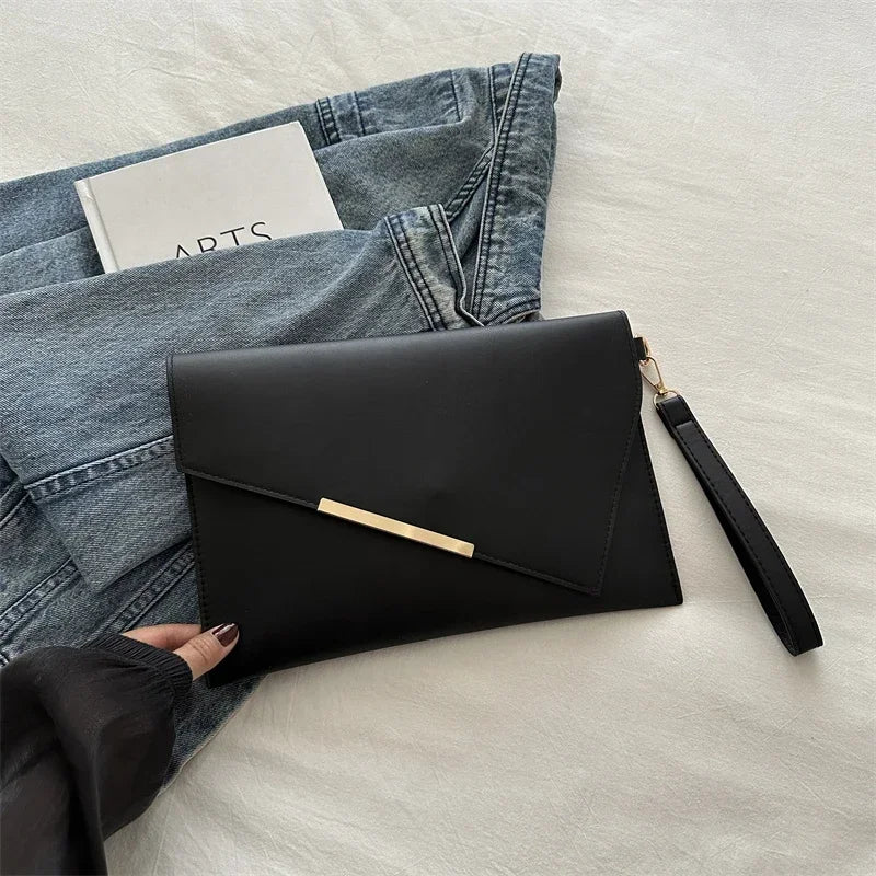 Pochette femme soirée Blanc / 31 x 0.5 x 21cm / OFFERTE-Rouge / 31 x 0.5 x 21cm / OFFERTE-Rose / 31 x 0.5 x 21cm / OFFERTE-Kaki / 31 x 0.5 x 21cm / OFFERTE-Noir / 31 x 0.5 x 21cm / OFFERTE-Marron / 31 x 0.5 x 21cm / OFFERTE-ShopGET® 