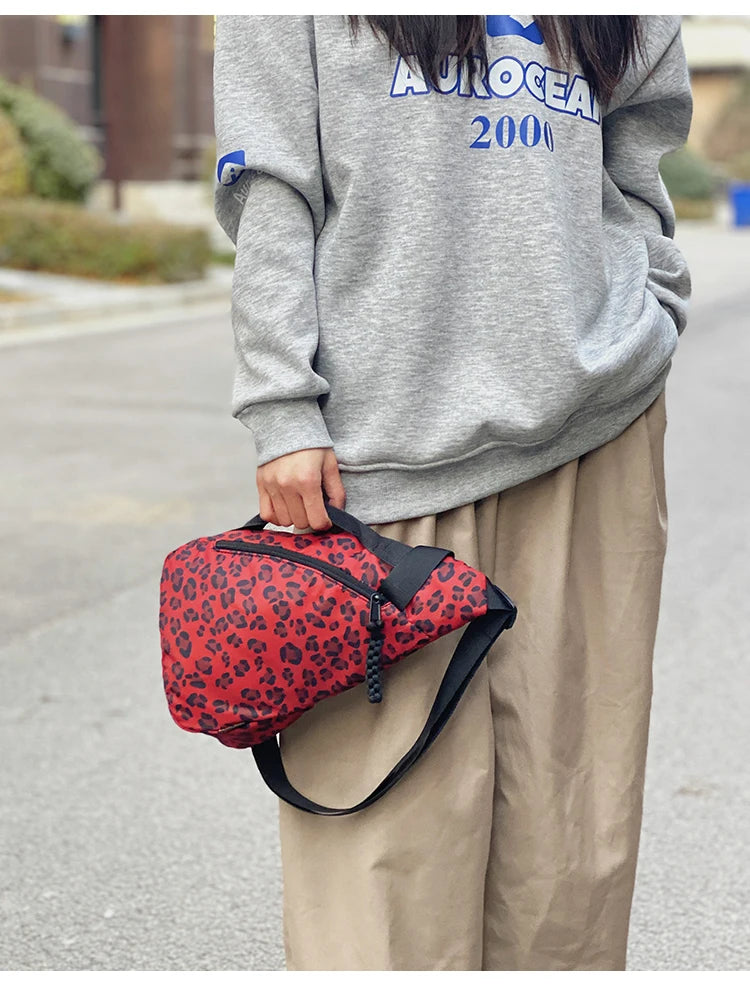 Sac banane léopard poitrine femme