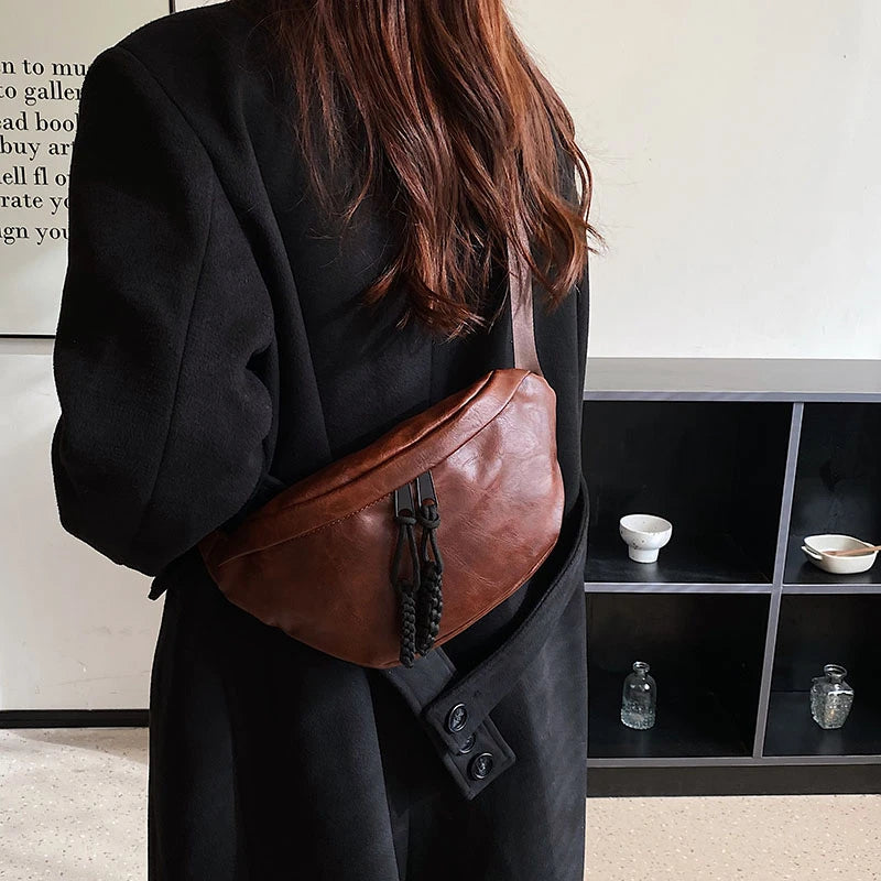 Patron sac banane en cuir pour femme