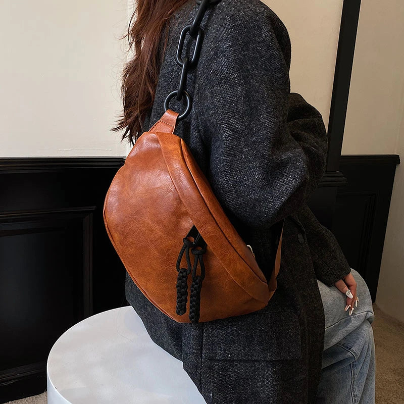 Patron sac banane en cuir pour femme