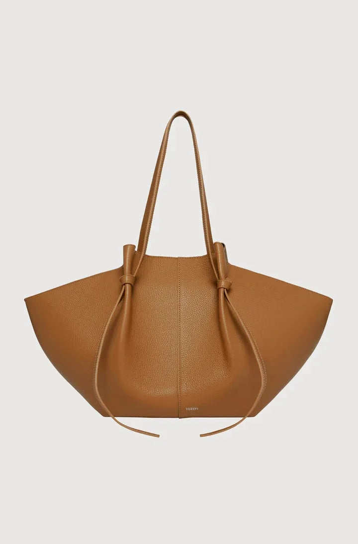 Sac cabas noir grand  et large Rouge / 51cm x31cm x26.5cm-Espresso / 40.5cm x19.5cm x19cm-Rouge / 40.5cm x19.5cm x19cm-Cinnamon / 51cm x31cm x26.5cm-Noir / 40.5cm x19.5cm x19cm-Espresso / 51cm x31cm x26.5cm-Cinnamon / 40.5cm x19.5cm x19cm-Noir / 51cm x31cm x26.5cm-ShopGET® 