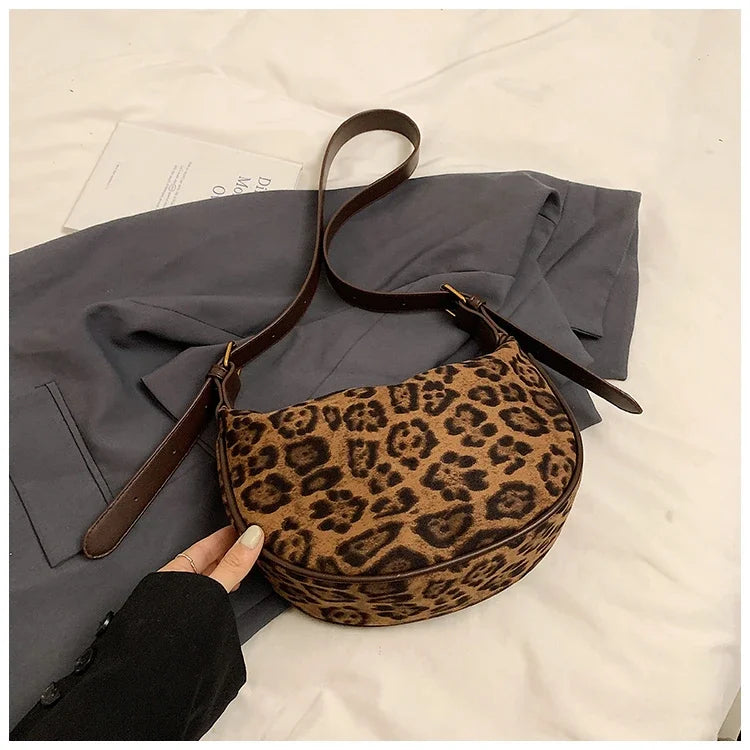Sac banane léopard pour jeune femme