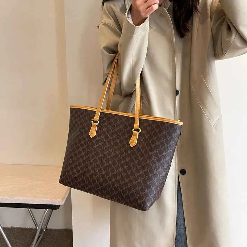 Grand sac cabas femme cuir Beige-Marron-Noir-Shopget 