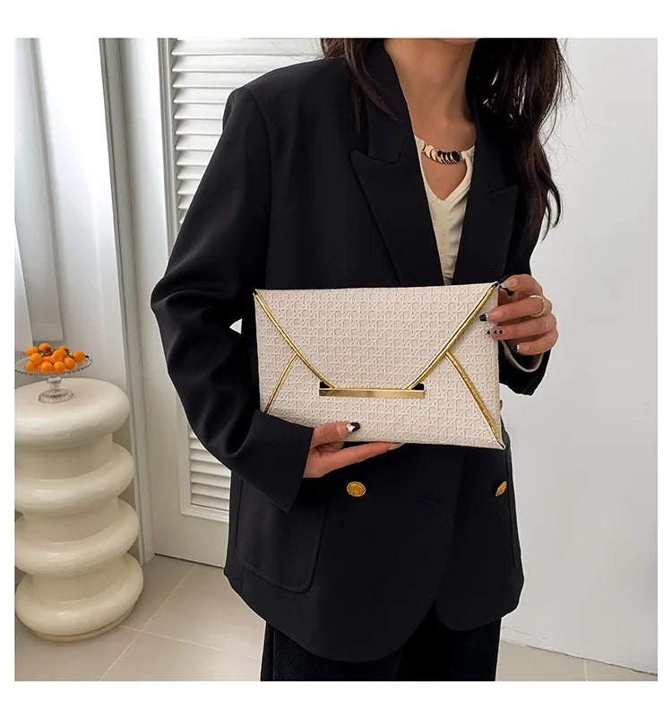 Pochette femme de luxe pas cher en cuir Noir / 28.5 x 10 x 17.5cm-Blanc / 28.5 x 10 x 17.5cm-off Blanc / 28.5 x 10 x 17.5cm-Marron / 28.5 x 10 x 17.5cm-ShopGET® 