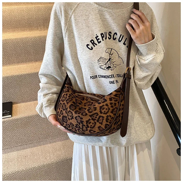 Sac banane léopard pour jeune femme