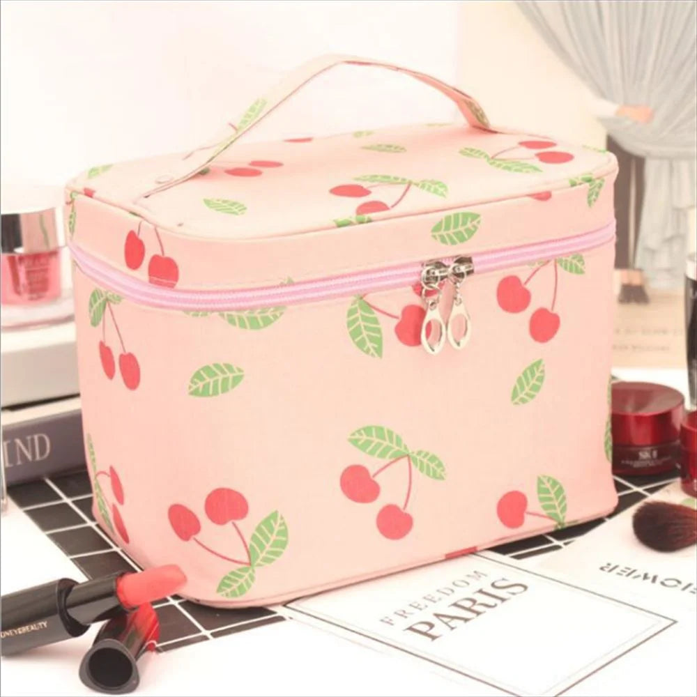 Grande trousse de toilette femme originale - ShopGET®