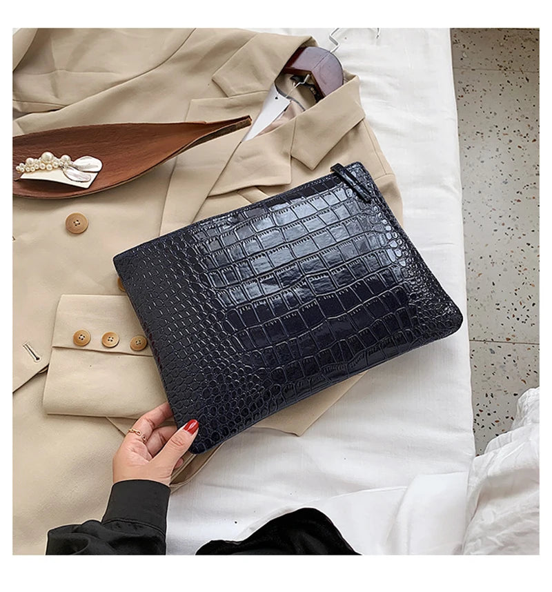 Pochette femme en cuir brillant A / 33x24cm-B / 33x24cm-C / 33x24cm-D / 33x24cm-E / 33x24cm-F / 33x24cm-G / 33x24cm-H / 33x24cm-ShopGET® 