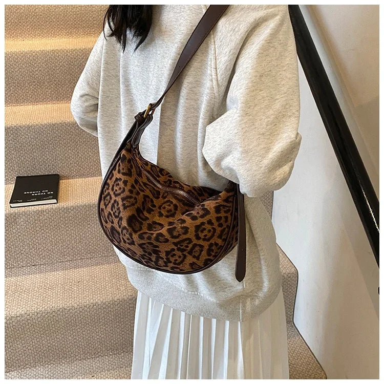 Sac banane léopard pour jeune femme