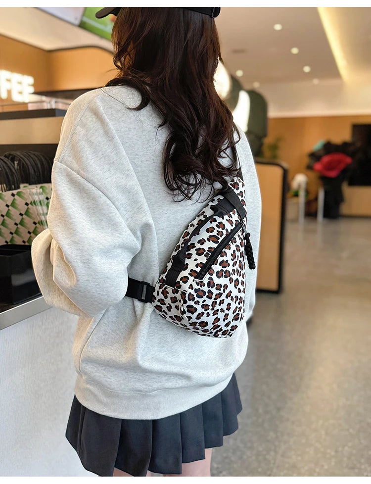 Sac banane léopard poitrine femme