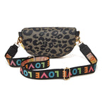 Sac banane léopard décor lettre "love"