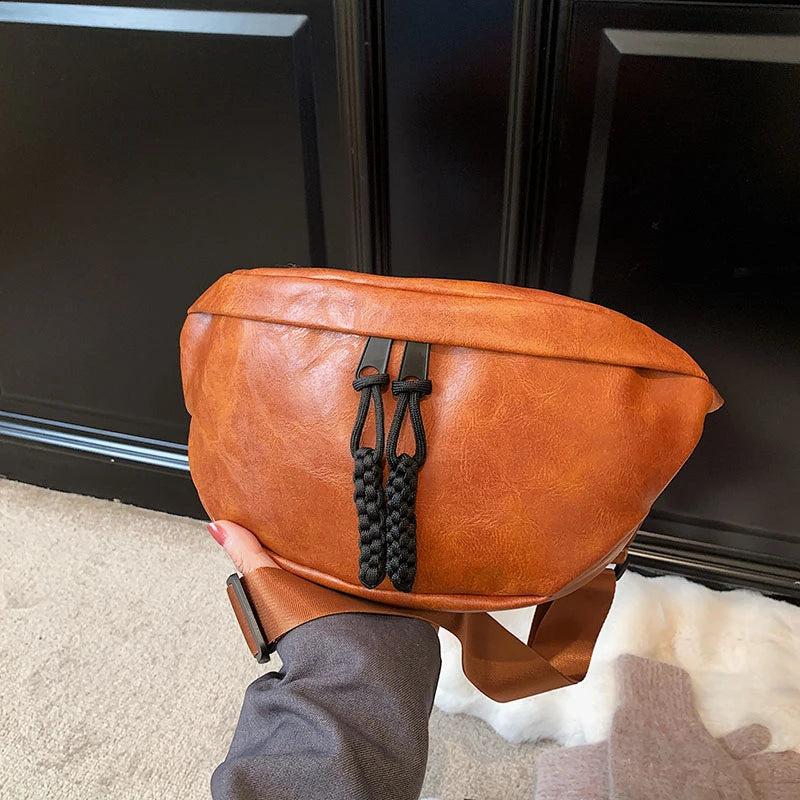 Patron sac banane en cuir pour femme