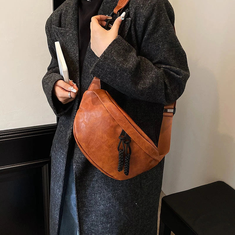 Patron sac banane en cuir pour femme