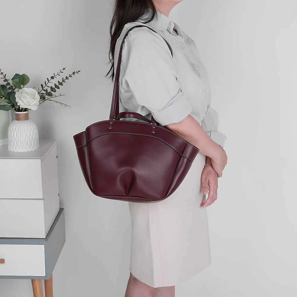 Sac cabas femme cuir souple business B Gris / Offerte-B Café / Offerte-B Rouge / Offerte-A Camel S / Offerte-C Rouge / Offerte-B Gris clair / Offerte-B Kaki / Offerte-B Noir / Offerte-A Dark Gris S / Offerte-A Dark Grey L / Offerte-A Noir L / Offerte-D Café / Offerte-D Marron / Offerte-D Noir / Offerte-C Marron / Offerte-E Blanc / Offerte-E Noir / Offerte-D Kaki / Offerte-ShopGET® 