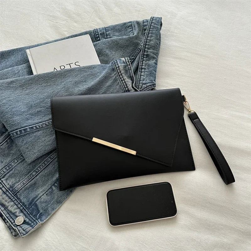 Pochette femme soirée Blanc / 31 x 0.5 x 21cm / OFFERTE-Rouge / 31 x 0.5 x 21cm / OFFERTE-Rose / 31 x 0.5 x 21cm / OFFERTE-Kaki / 31 x 0.5 x 21cm / OFFERTE-Noir / 31 x 0.5 x 21cm / OFFERTE-Marron / 31 x 0.5 x 21cm / OFFERTE-ShopGET® 