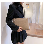 Pochette femme en cuir brillant A / 33x24cm-B / 33x24cm-C / 33x24cm-D / 33x24cm-E / 33x24cm-F / 33x24cm-G / 33x24cm-H / 33x24cm-ShopGET® 